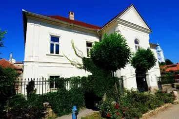 Majatalo Barta Pince Rákóczi Lakosztályok