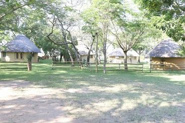 קוטג'' Fleur De Lys Guest Farm