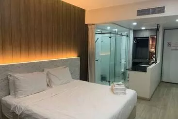 Hotelli Phurinda Residence