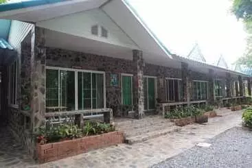 Hotelli Punpisa Resort