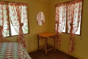Lucci Pension House