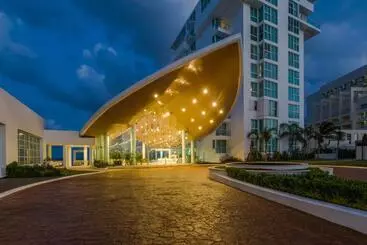 Hotel Oleo Cancun Playa All Inclusive Resort