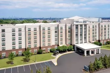 هتل Springhill Suites By Marriott Newark International Airport