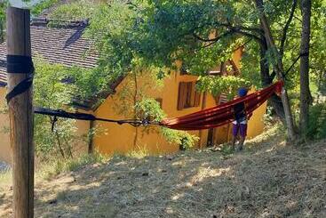 הוסטל Rifugio Casa Ressia