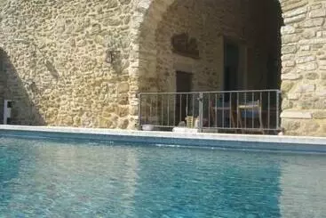 ベッドアンドブレックファースト Le Mas Lauralie