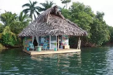 ベッドアンドブレックファースト El Toucan Loco Floating Lodges