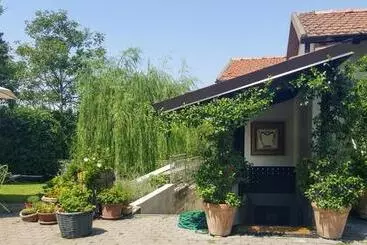ベッドアンドブレックファースト La Terrazza Sui Vigneti Rovescala