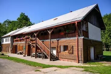 Majatalo Penzion Tyra