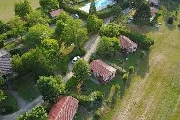 Bed & Breakfast La Roulotte Des Mousquetaires