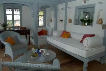 Hotel Ahilya Fort