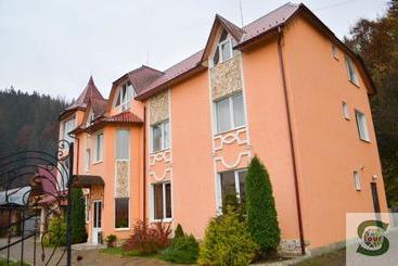 בית מלון כפרי U Kvasu