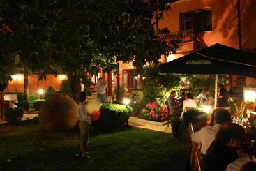 Пансион Anita Guest House & Relax