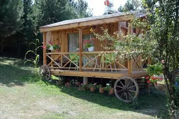 پانسیون Nesilce Tatil Koyu
