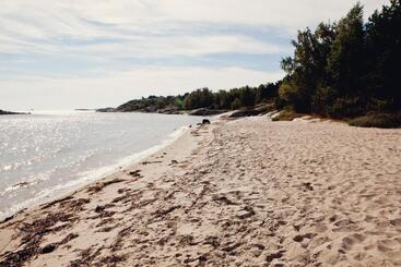 מלון דירות Kajkanten Vrångö