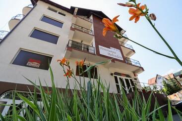 پانسیون Belvedere Olanesti