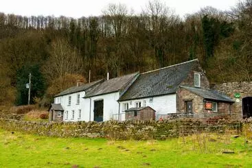 Yha Brecon Beacons Danywenallt   Hostel