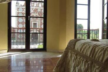 膳宿费 Casa De Los Pianos