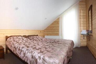 Pensiune Cottage Familiya