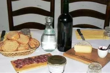 Aamiaismajoitus (B&B) Lou Lombrès