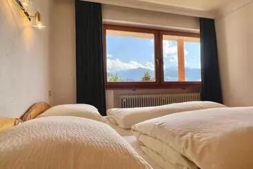 アパートホテル Ciasa De Zeno