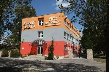 Hotelli Airport Szálló