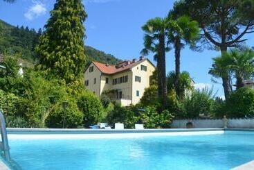 ホテル Albergo Della Posta