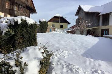 Hotelli Kniebergerhof