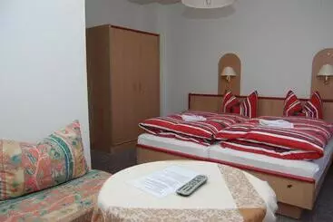 Majatalo Landgasthof Am Park