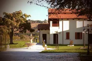 ホテル Agriturismo Regina Di Fiori