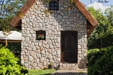 Pensionat Dióliget   Zöld Dió Házikó