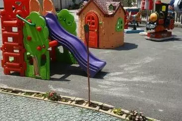 Majatalo Fgs Service Snc White Room