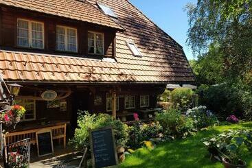 Hospedaria Gasthaus Hirtenbrunnen