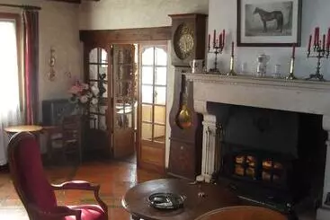 Bed and Breakfast Le Clos De La Font Queroy