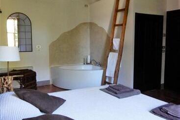 בית מלון כפרי Country Loft At Palazzo Di Bagnaia