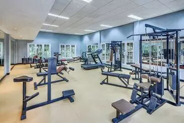 استراحتگاه Sol Turquesa Beach