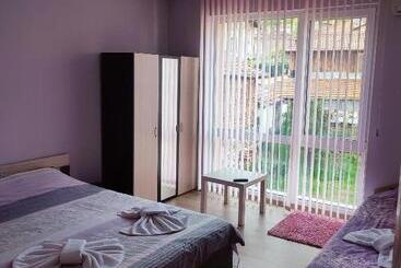 Pensjonat Apartment Daiv