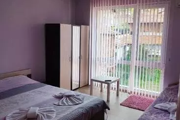 پانسیون Apartment Daiv