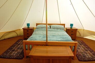 Hotel Camping La Forêt De Tessé