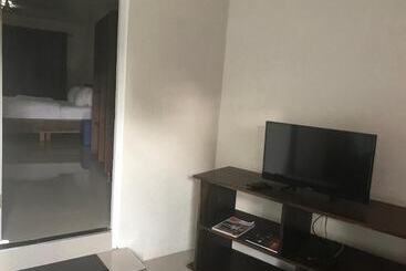 בית מלון כפרי Grand Eco Cabanas