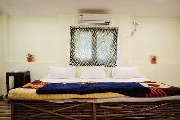 Royal Bamhni Holiday Resort