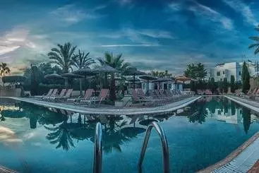 Apartamentos Playa Ferrera