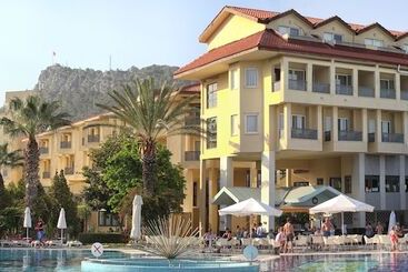 استراحتگاه Queen S Park Le Jardin