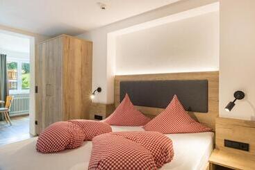 Bergzeit   Hotel & Appartements