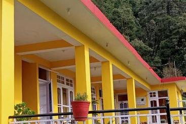 Aparthotel Yellow House Dharamkot