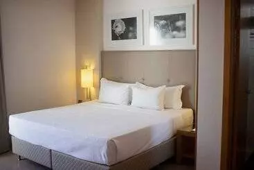 Отель H2 Platinum Lourdes