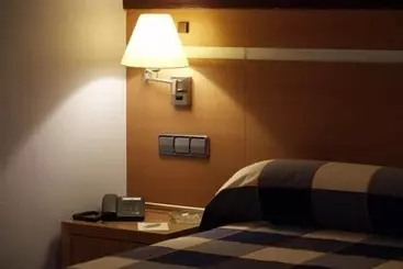 ホテル Isur Llerena