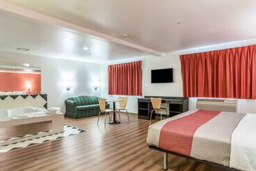 Motel 6barkeyville, Pa