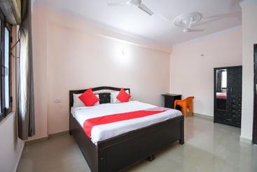 فندق Oyo 65991 Smg Gorge 3