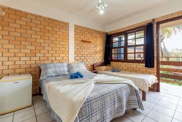 Pension Pousada Baleia Franca