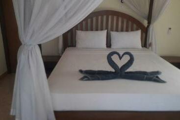 ペンション Warung Pantai Bungalows